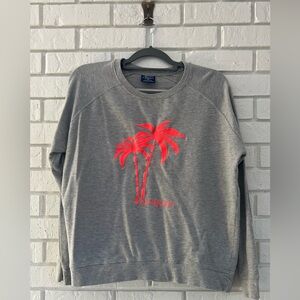 Women’s Bermuda sweatshirt. XL